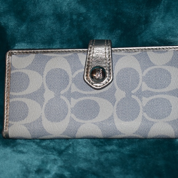 Coach Handbags - Coach Signature C Wallet/ Checkbook